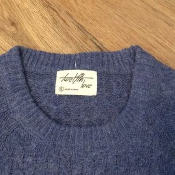 Twelfth Love Knit Gigot Sleeve Sweater - Picture 8 of 9